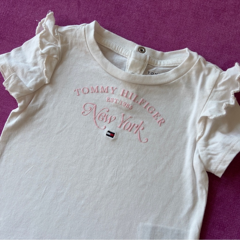 Tommy Hilfiger Ruffle Sleeve Tee - Picture 2 of 4